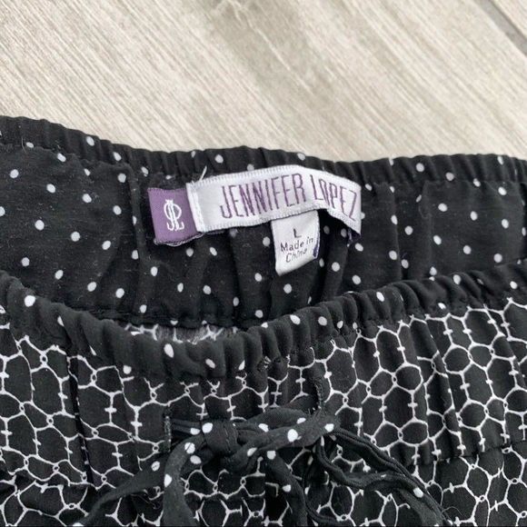 Jessica Simpson black polka dot shorts - Picture 2 of 6